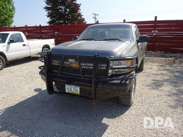 Image of Chevrolet 2500HD equipment image 2