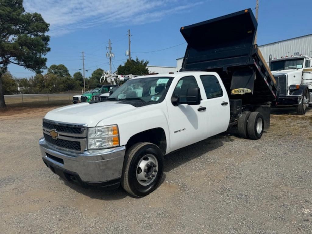 Image of Chevrolet 3500HD Primary image