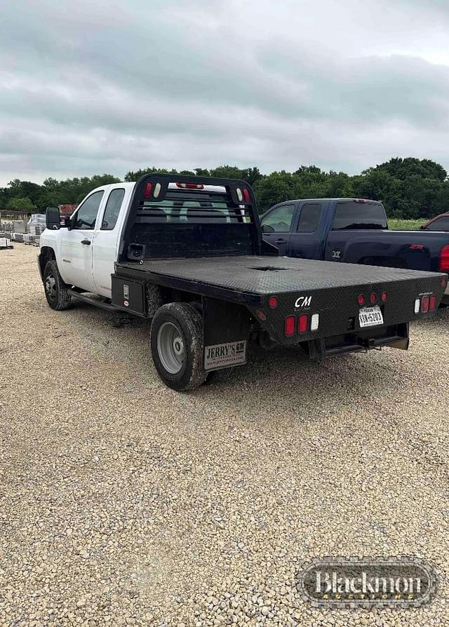 Image of Chevrolet 3500 equipment image 1