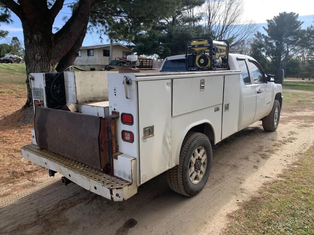 Image of Chevrolet 3500HD equipment image 1