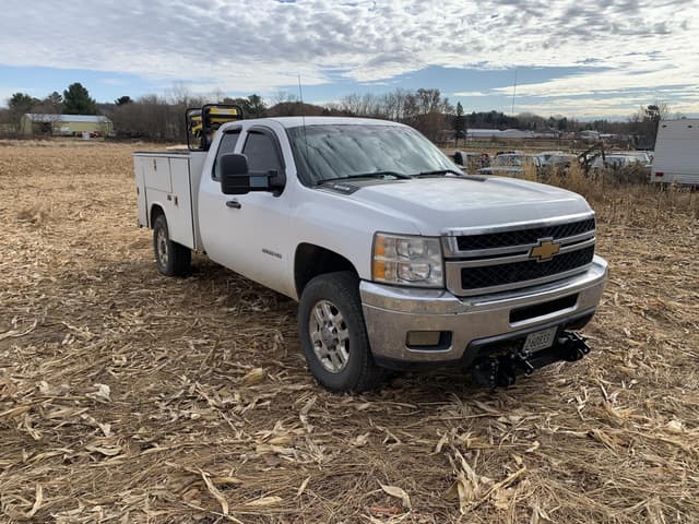 Image of Chevrolet 3500HD equipment image 3