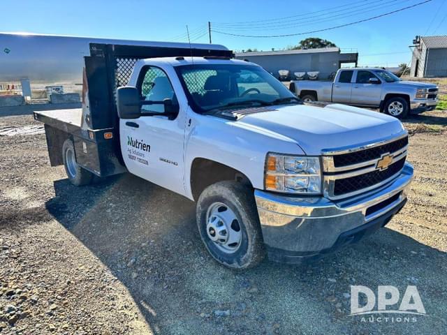 Image of Chevrolet 3500HD equipment image 3