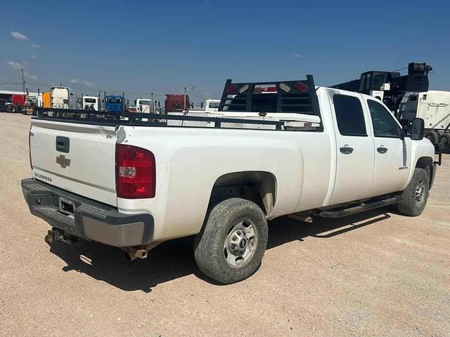 Image of Chevrolet 1500 equipment image 3
