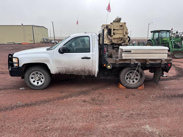 Image of Chevrolet 1500 equipment image 1