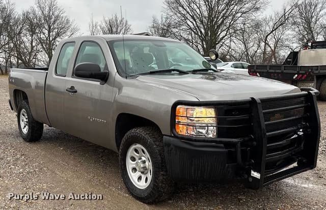 Image of Chevrolet 1500 equipment image 2