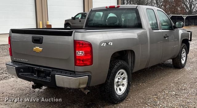 Image of Chevrolet 1500 equipment image 4