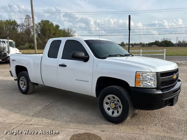 Image of Chevrolet 1500 equipment image 2