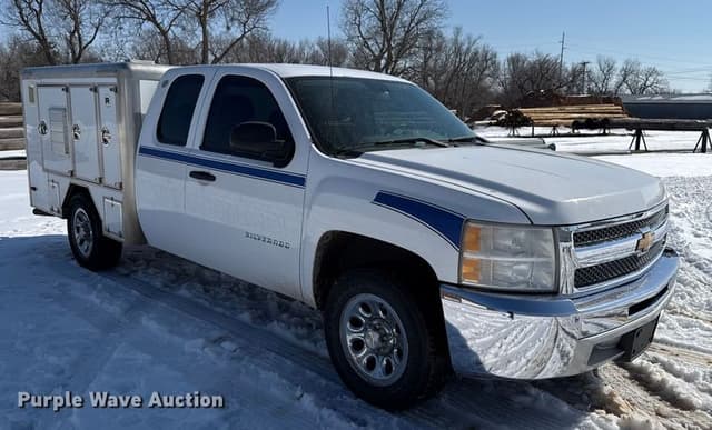 Image of Chevrolet 1500 equipment image 2