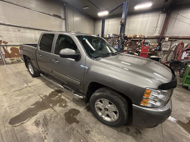 Image of Chevrolet 1500 equipment image 4