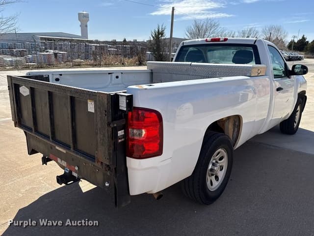 Image of Chevrolet 1500 equipment image 4