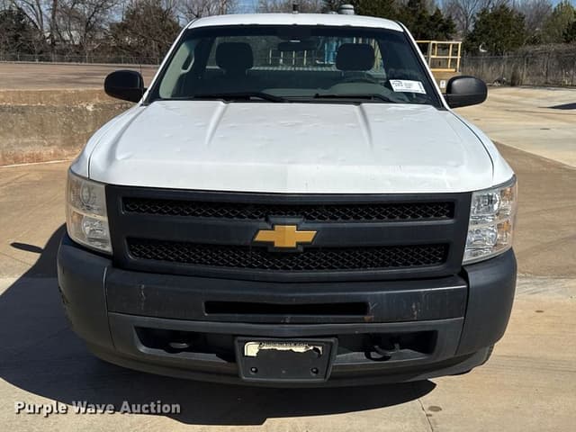 Image of Chevrolet 1500 equipment image 1