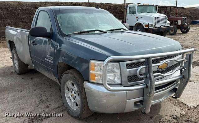 Image of Chevrolet 1500 equipment image 2