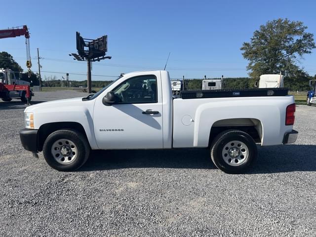 Image of Chevrolet 1500 equipment image 1