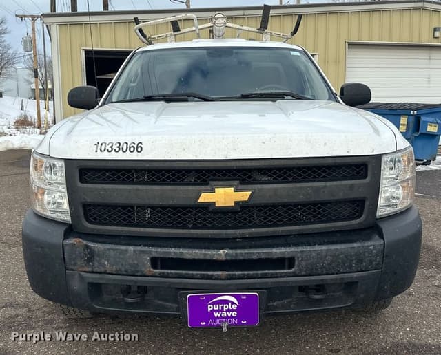 Image of Chevrolet 1500 equipment image 1