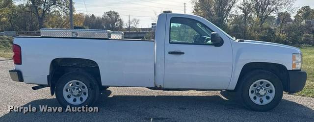 Image of Chevrolet 1500 equipment image 3