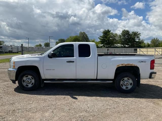 Image of Chevrolet 2500HD equipment image 1