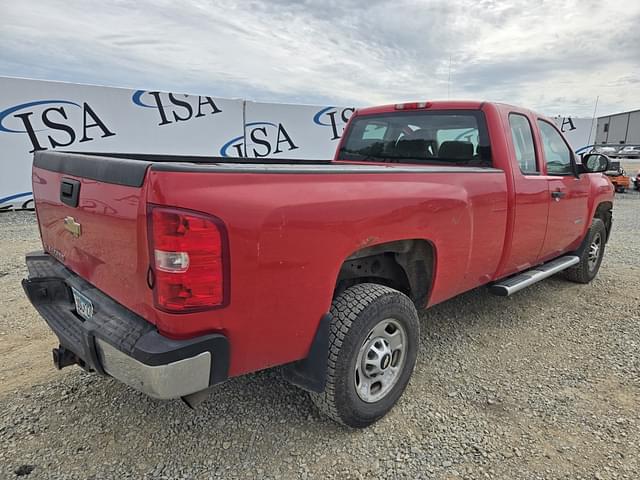 Image of Chevrolet 2500 equipment image 4