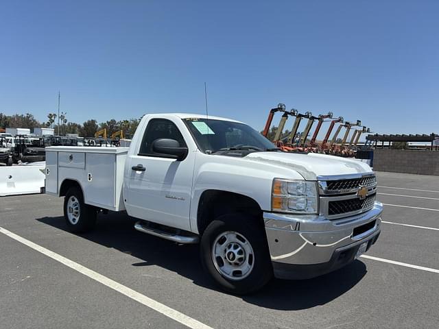 Image of Chevrolet 2500HD equipment image 1