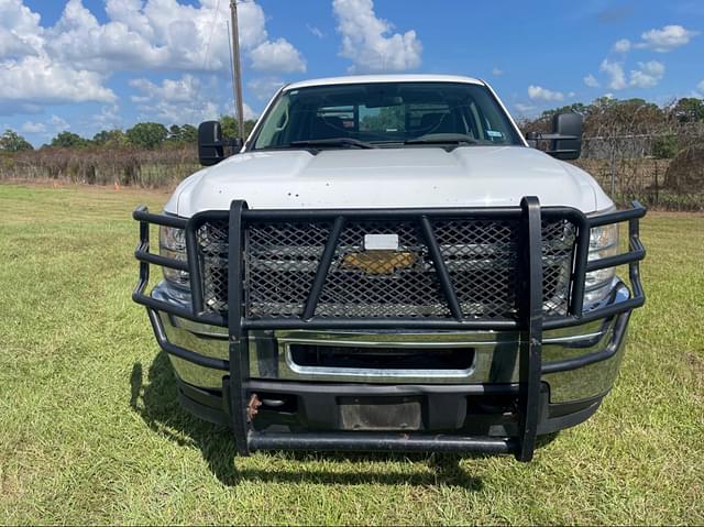 Image of Chevrolet 2500HD equipment image 1