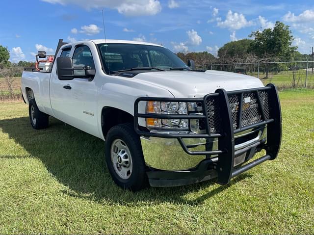 Image of Chevrolet 2500HD equipment image 2