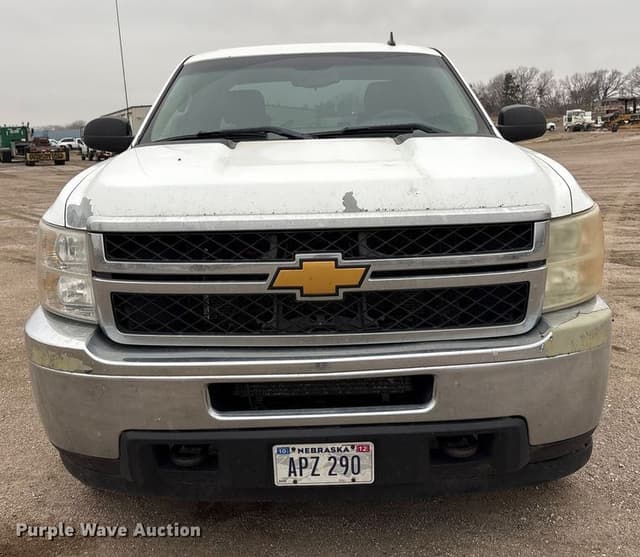 Image of Chevrolet 2500HD equipment image 1