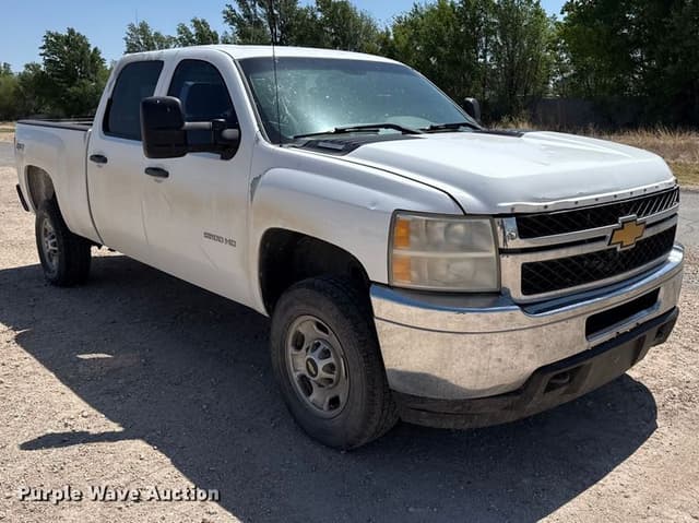 Image of Chevrolet 2500HD equipment image 2