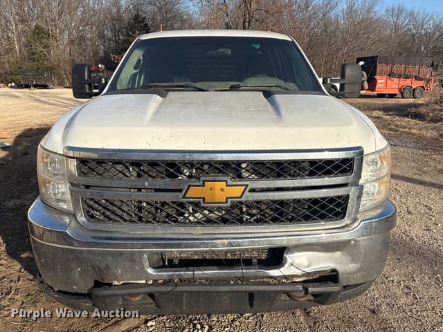 Image of Chevrolet 2500HD equipment image 1