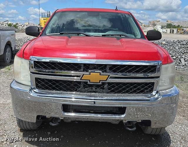 Image of Chevrolet 2500HD equipment image 1