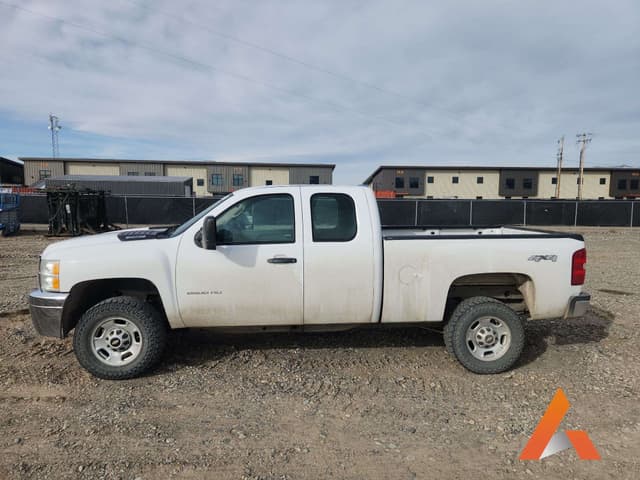 Image of Chevrolet 2500HD equipment image 1
