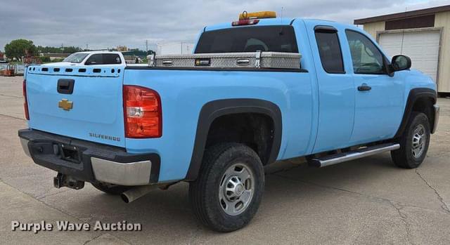 Image of Chevrolet 2500HD equipment image 4