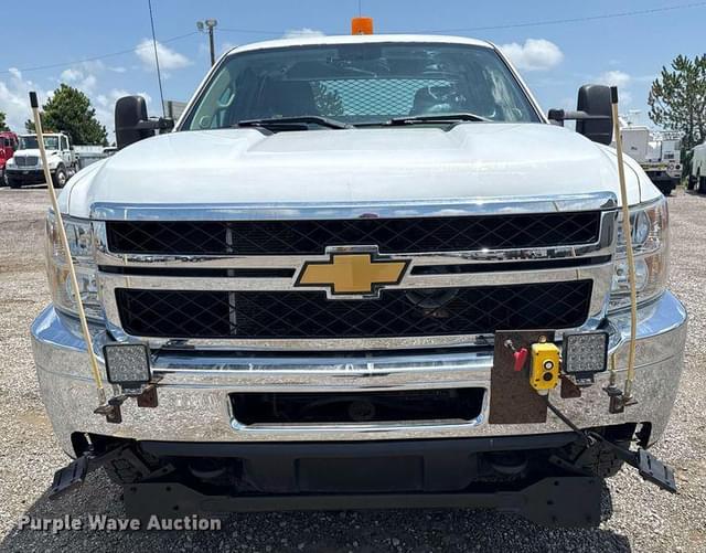 Image of Chevrolet 2500HD equipment image 1