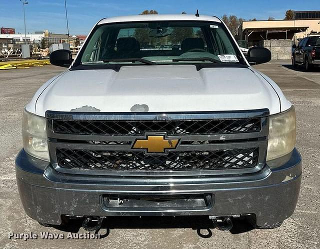 Image of Chevrolet 2500HD equipment image 1