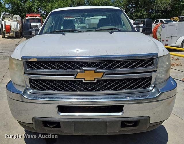 Image of Chevrolet 2500HD equipment image 1
