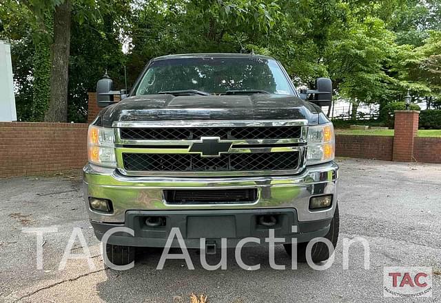 Image of Chevrolet 2500HD equipment image 1
