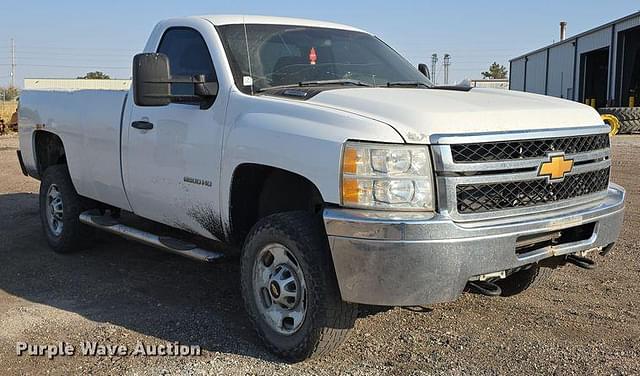 Image of Chevrolet 2500HD equipment image 2