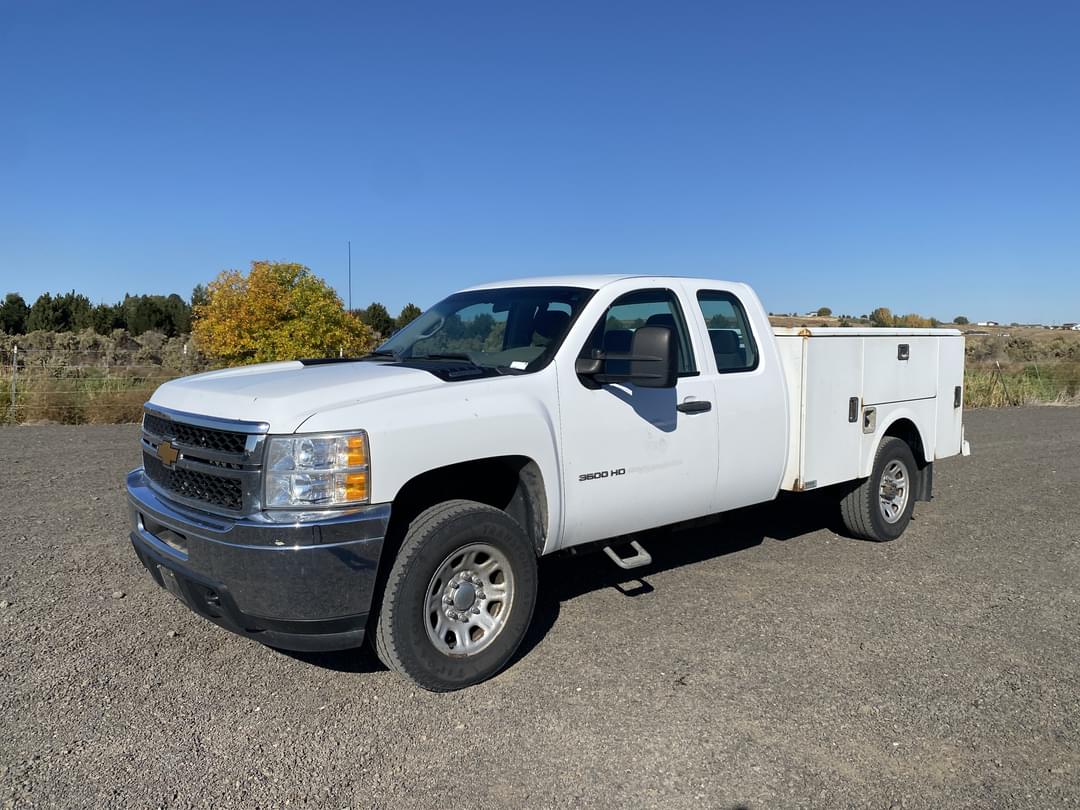 Image of Chevrolet 3500HD Primary image