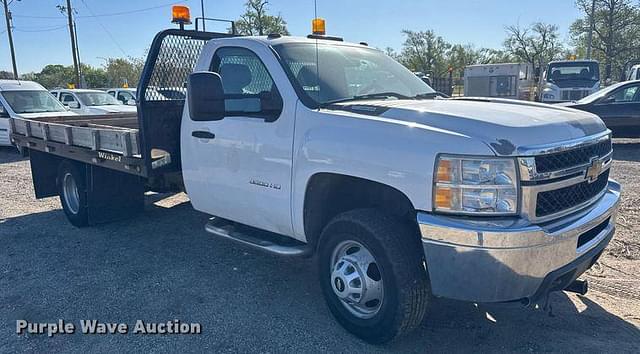 Image of Chevrolet 3500HD equipment image 2