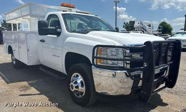 Image of Chevrolet 3500HD equipment image 2