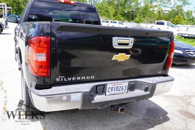 Image of Chevrolet Silverado equipment image 4