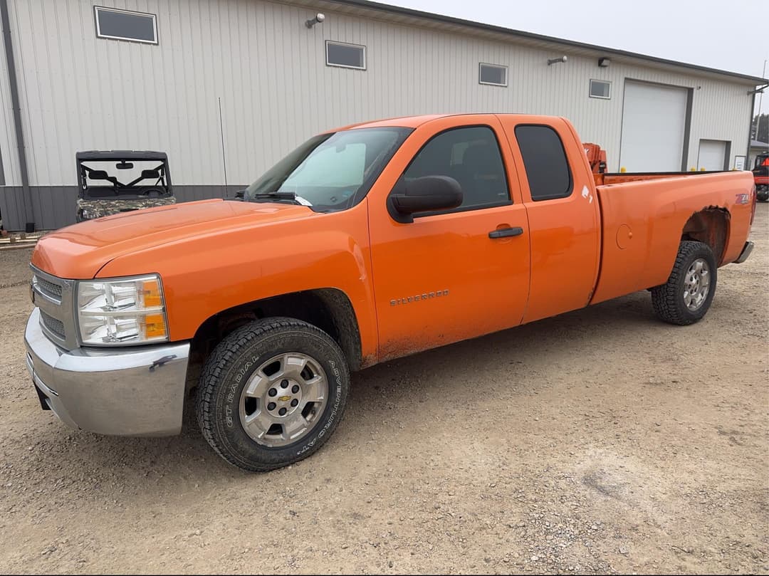 Image of Chevrolet Silverado Primary image
