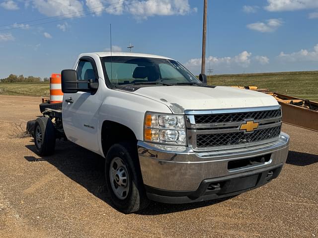 Image of Chevrolet Silverado equipment image 1