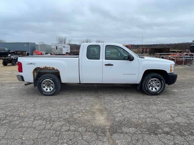 Image of Chevrolet 1500 equipment image 3