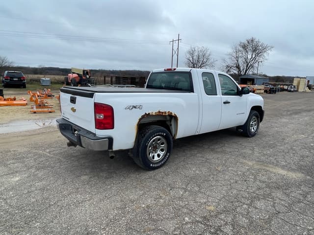 Image of Chevrolet 1500 equipment image 4