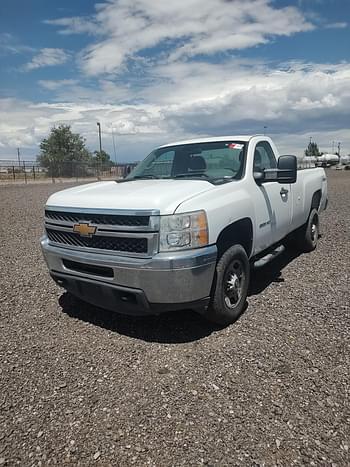 2013 Chevrolet 2500 Equipment Image0