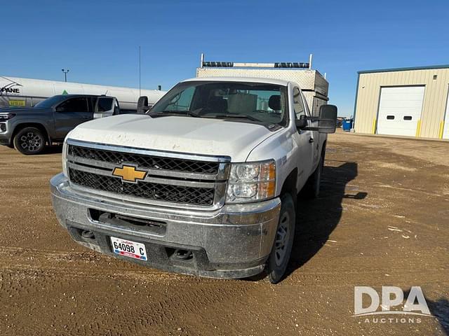 Image of Chevrolet 2500 equipment image 2