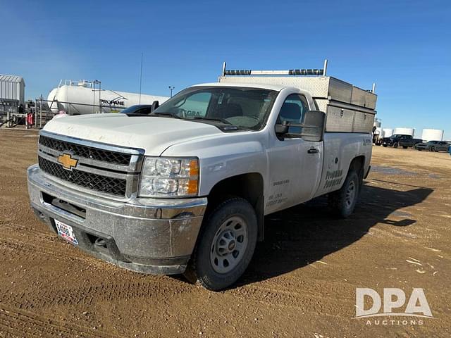 Image of Chevrolet 2500 equipment image 1