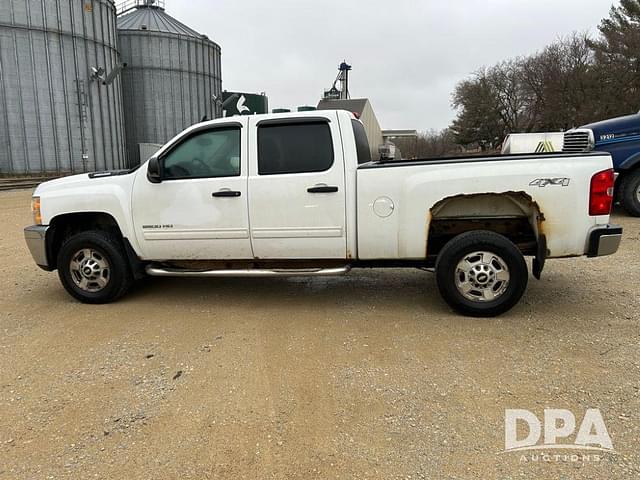 Image of Chevrolet 2500HD equipment image 4