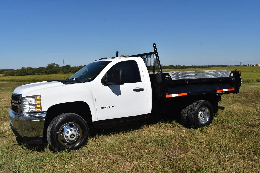 Image of Chevrolet 3500 Primary image