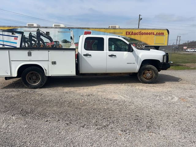 Image of Chevrolet 3500HD equipment image 1