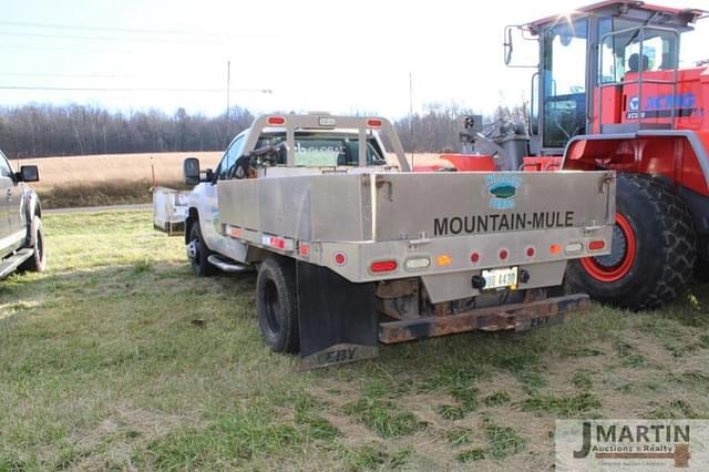 Image of Chevrolet 3500HD equipment image 3